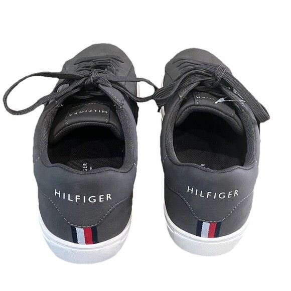 Tommy Hilfiger Men\'s Brecon Lace Up Low Top Sneakers NWT Gray Logo Round Toe 13
